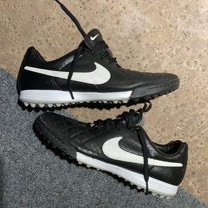 Nike Tiempo Soccer Shoes